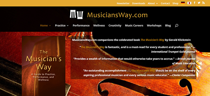 著者が運営するウェブサイトやSNSでは、いまなお活発に演奏家に有益な情報を発信し続けている。